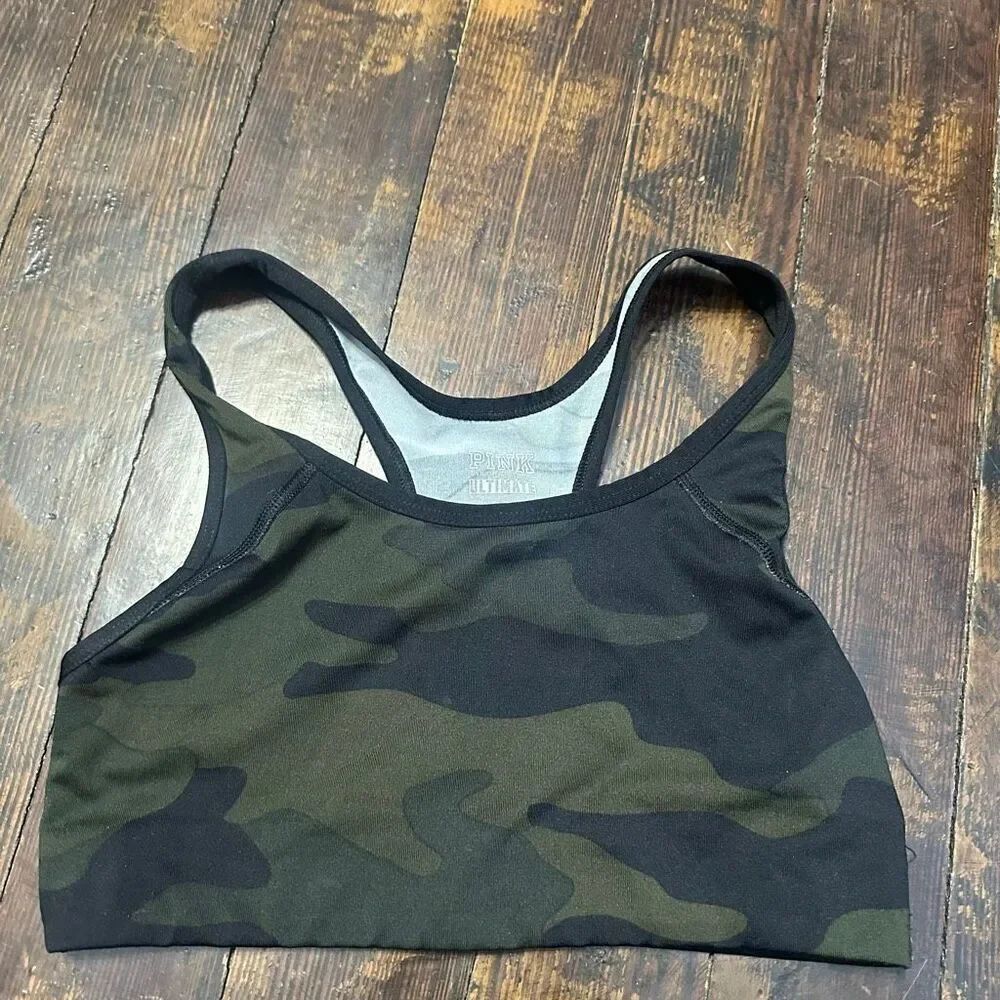 Victoria’s Secret Ultimate green camo XS sporty bra